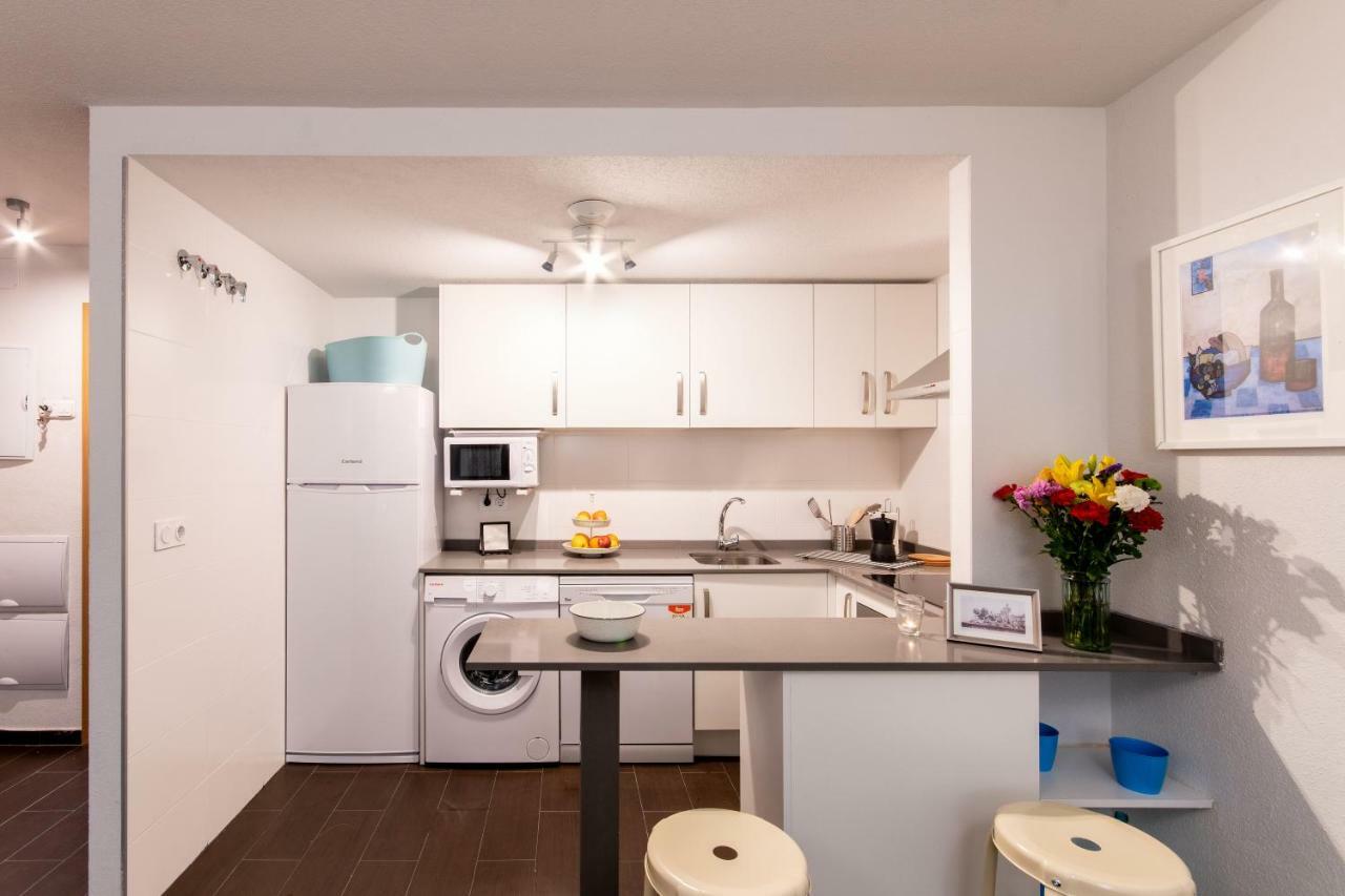 1 Habitacion Apartamento Temporada Lucero Madrid Exteriér fotografie