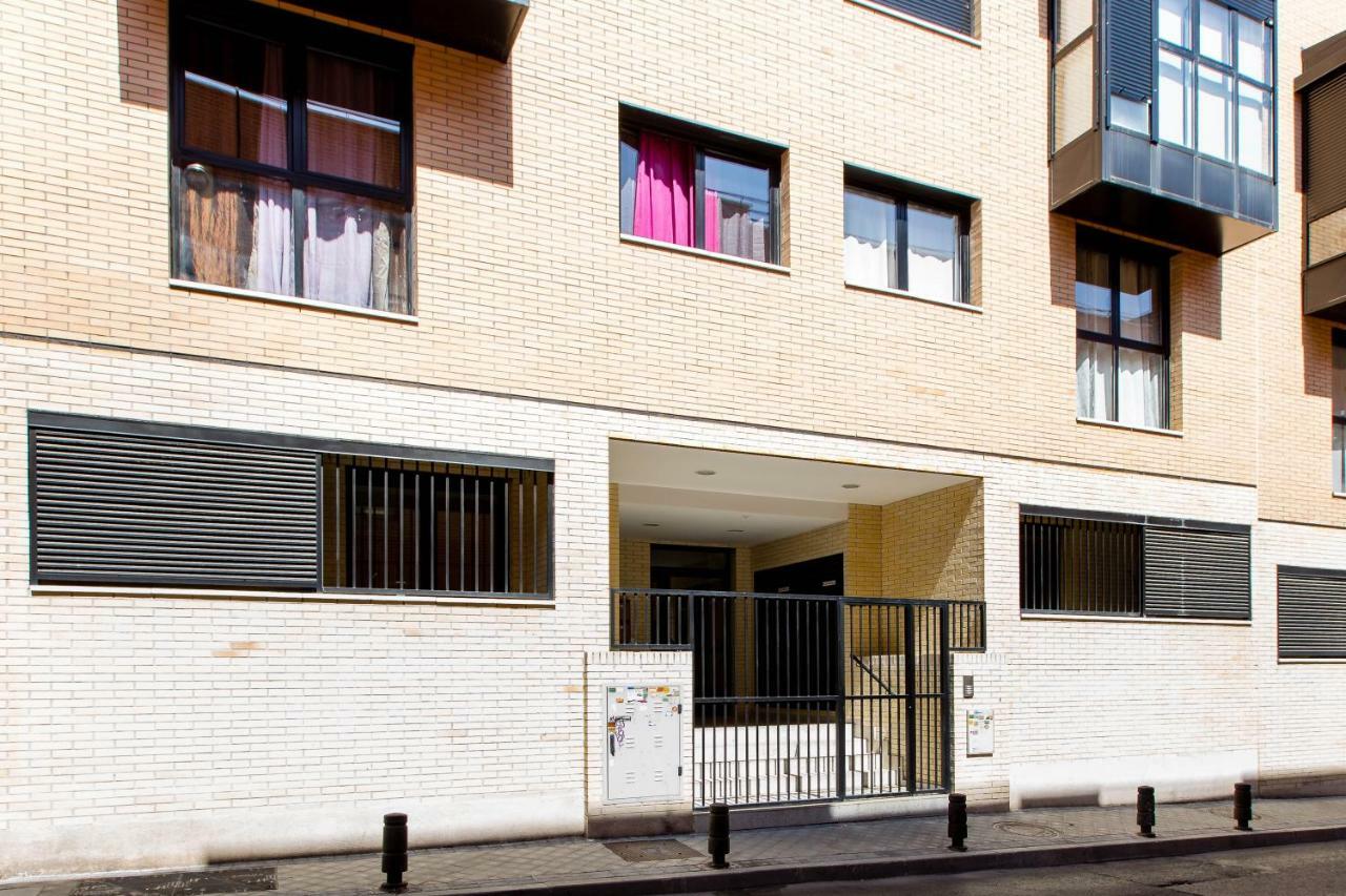 1 Habitacion Apartamento Temporada Lucero Madrid Exteriér fotografie